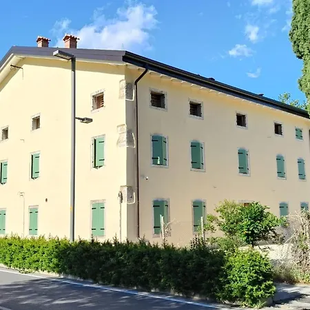 Alloggio per agriturismo Corte Nogarotto *