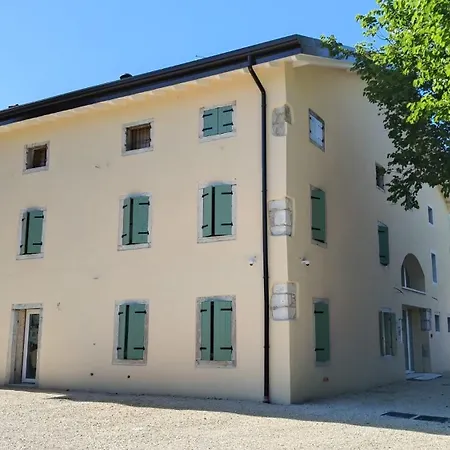 Corte Nogarotto Alloggio per agriturismo Verona